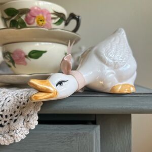 Vintage Goose shelf sitter/Figurine